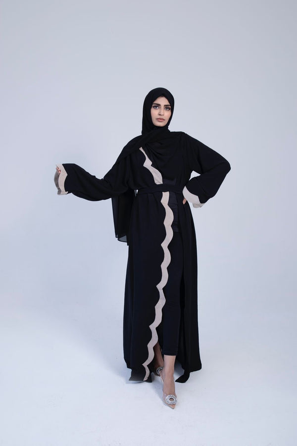 Scalloped Black and Nude Abaya