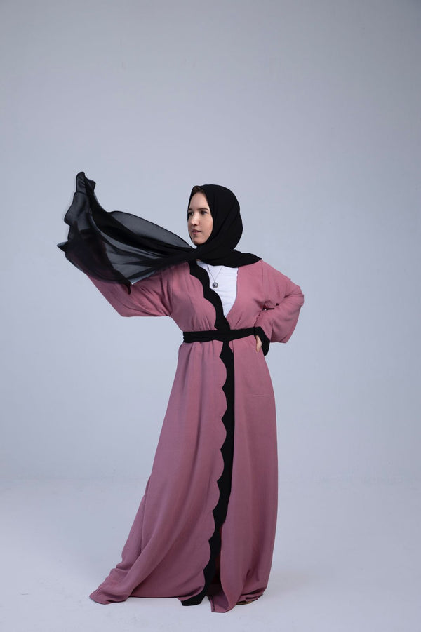 Scalloped Pink and Black Abaya
