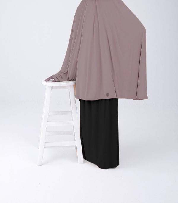 Knee length cinnamon burqah no pockets