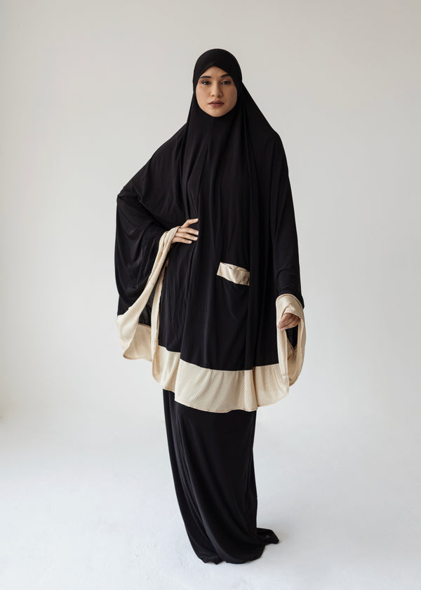 Toasted Coconut plissé burqa